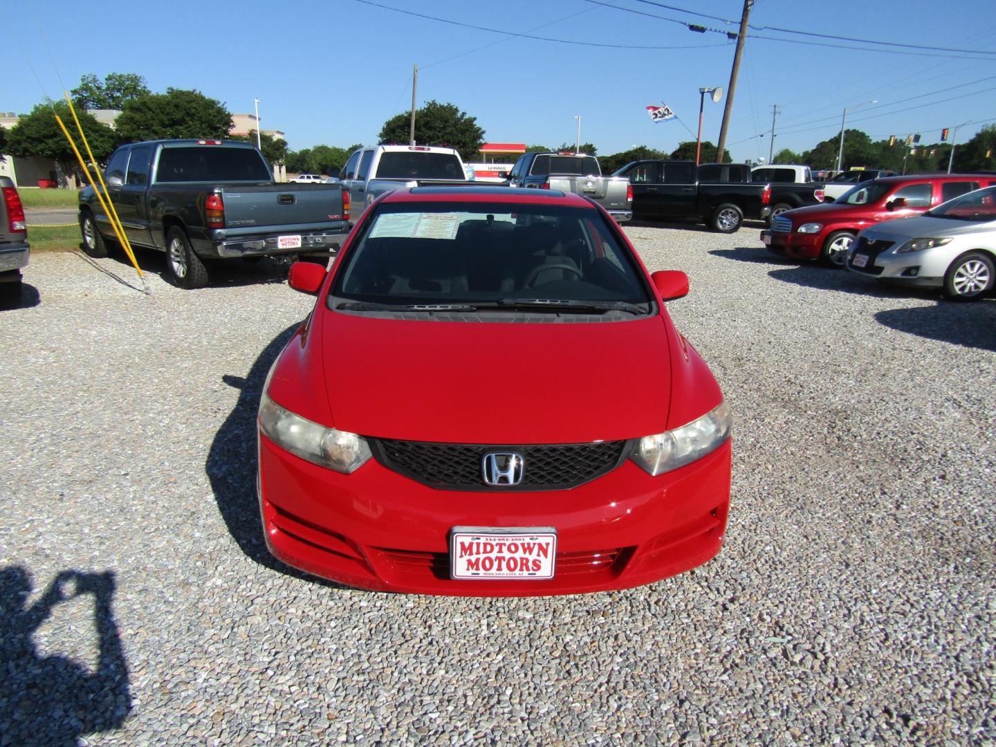 2009 Red /Gray Honda Civic EX Coupe 5-Speed AT (2HGFG12839H) with an 1.8L L4 SOHC 16V engine, Automatic transmission, located at 15016 S Hwy 231, Midland City, AL, 36350, (334) 983-3001, 31.306210, -85.495277 - Photo#1